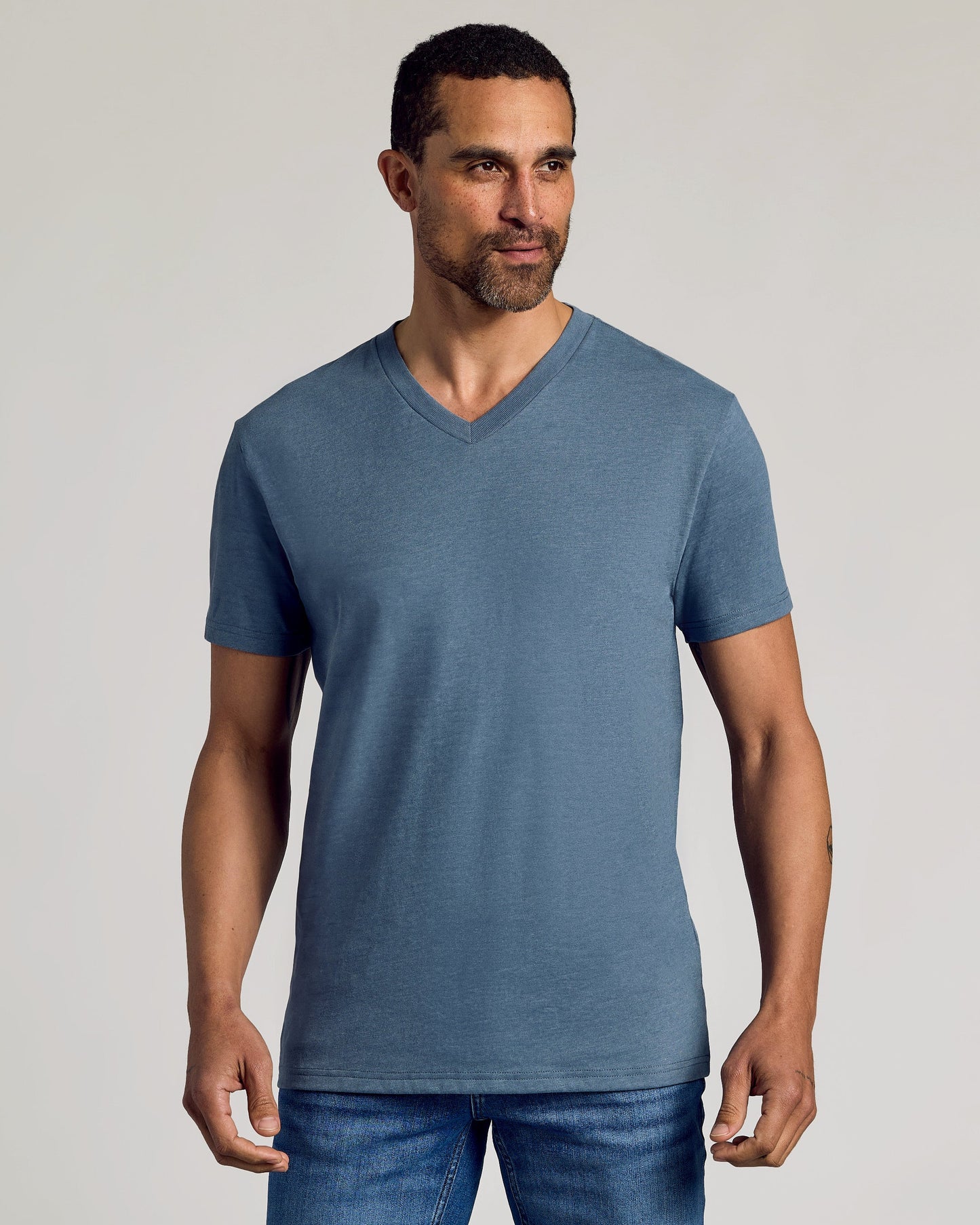 Limited Seasonal Classic V-Neck 3-Pack