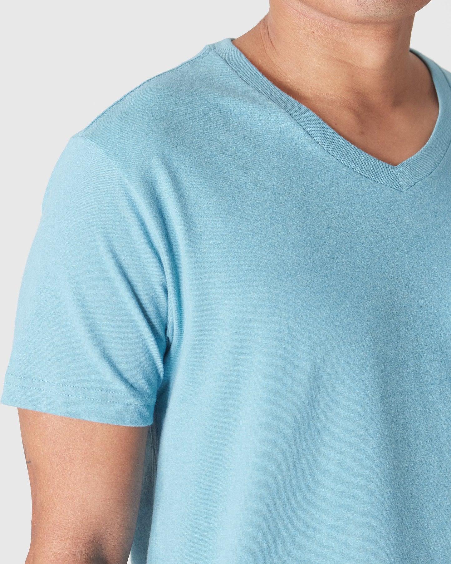 Heather Voyager Classic V-Neck